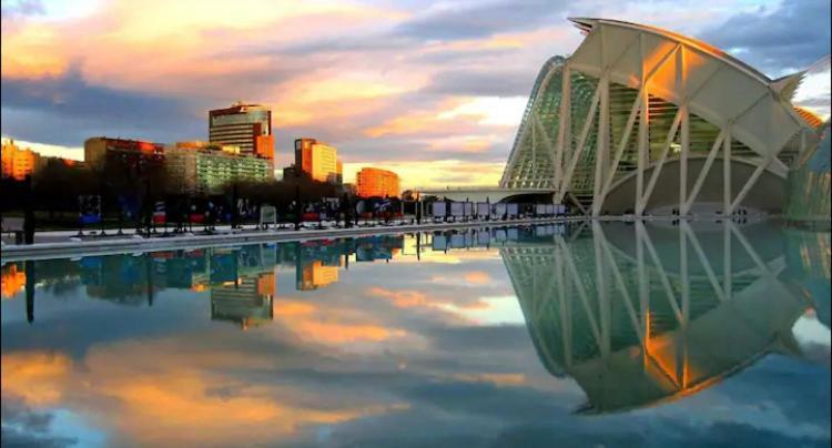Lovely Apartment Near Beach & Science City Valencia Exterior foto